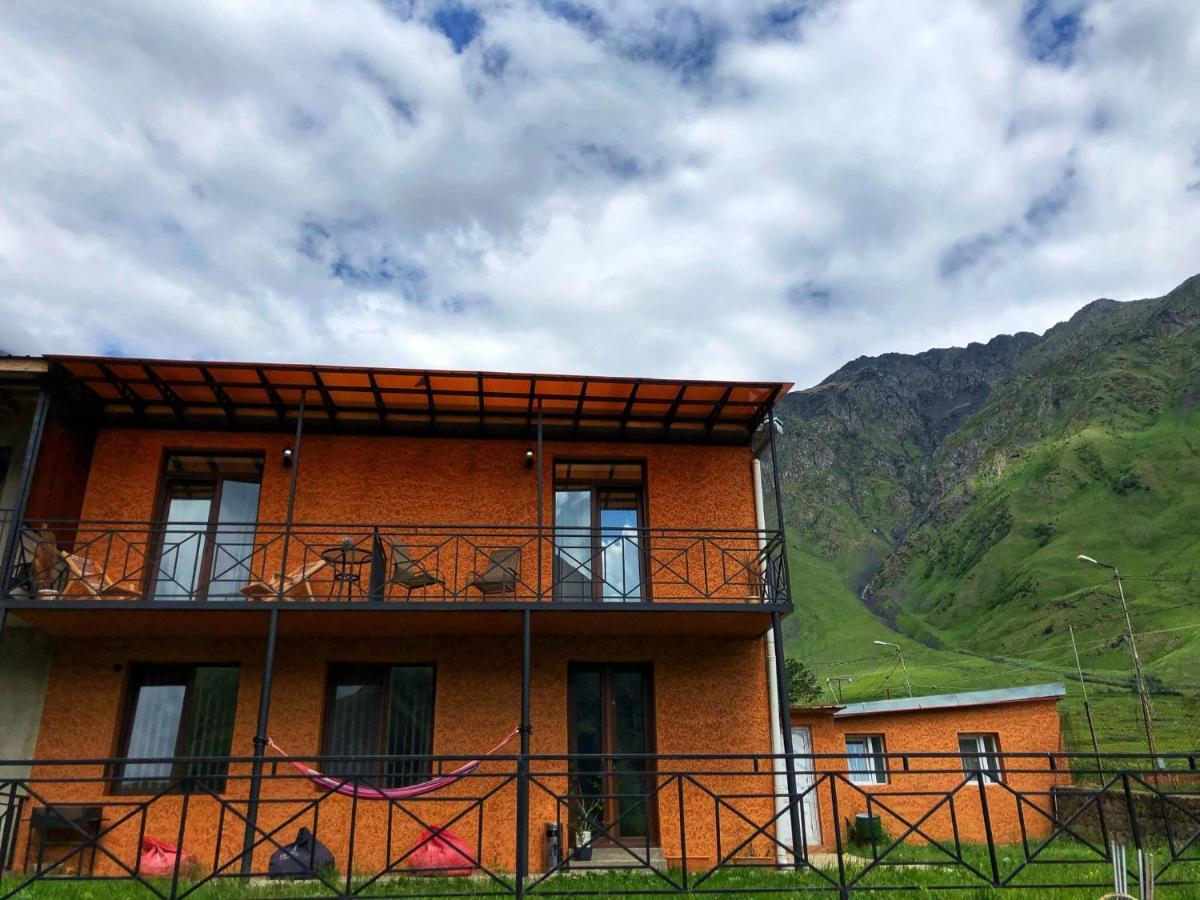 Hotel Elegant Kazbegi Exterior foto